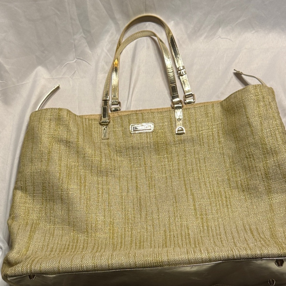 Versase Parfums Gold Metallic Weekender Bag